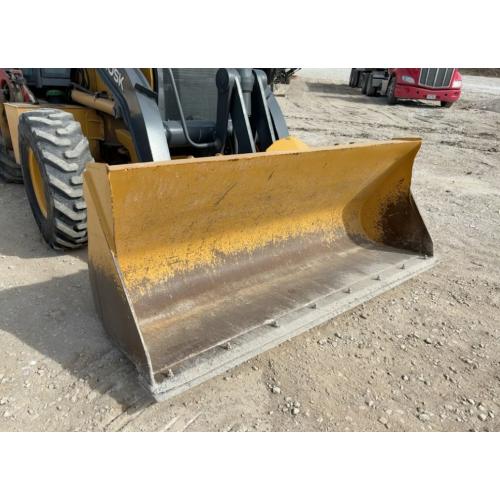 2012 John Deere 7230R MFWD Tractor