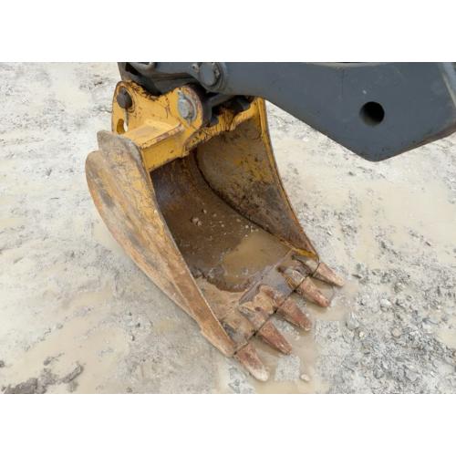 2012 John Deere 7230R MFWD Tractor