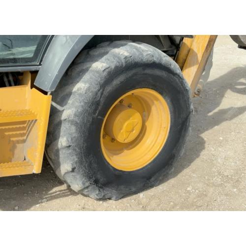 2012 John Deere 7230R MFWD Tractor