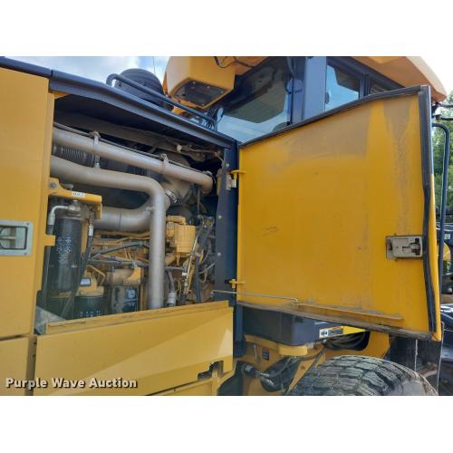 2014 John Deere 672G Motor Grader